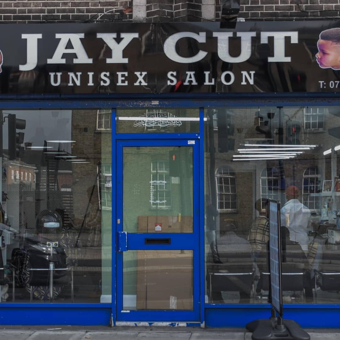JayCutz Unisex Salon shopfront and signage, 199 London Road, Mitcham